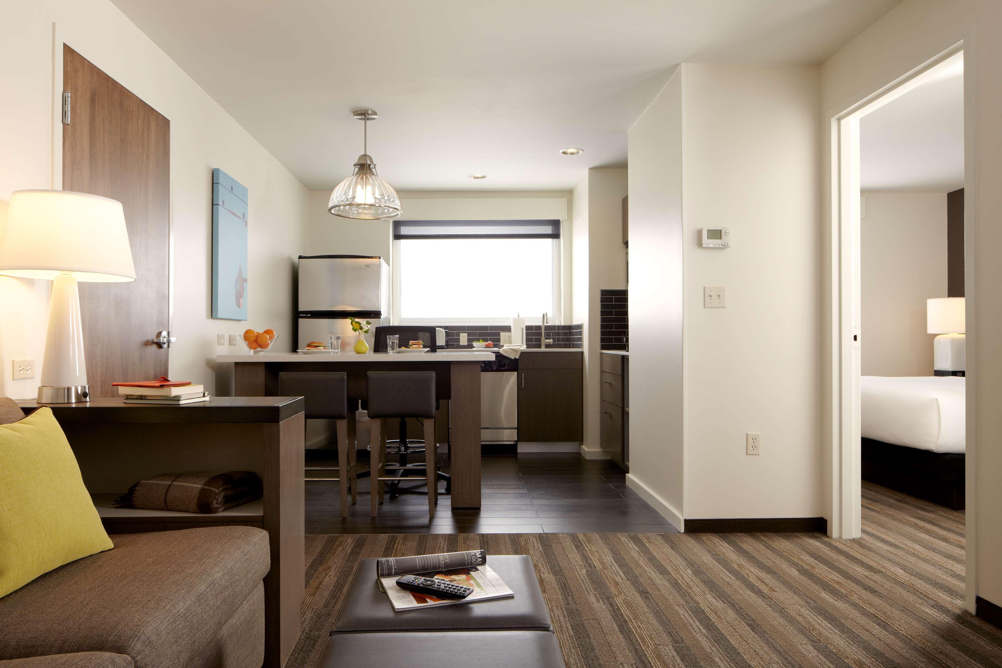 Hyatt House La - University Medical Center Лос-Анджелес Экстерьер фото