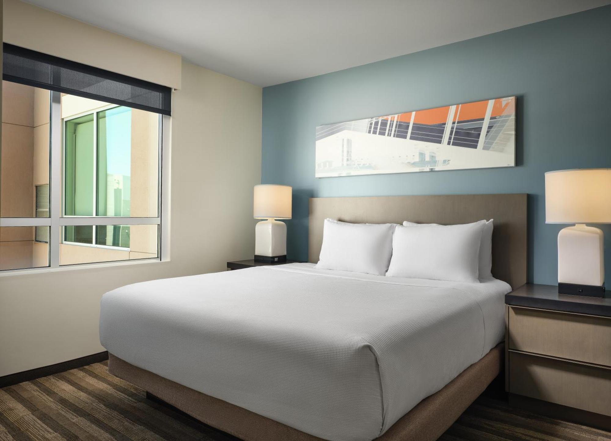 Hyatt House La - University Medical Center Лос-Анджелес Экстерьер фото